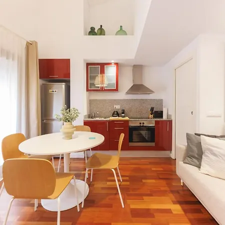 Bravissimo Placa Catalunya 2-1, Duplex Apartment *