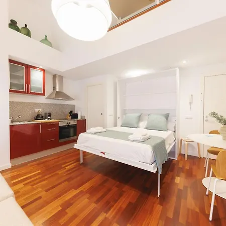 Bravissimo Placa Catalunya 2-1, Duplex * Girona